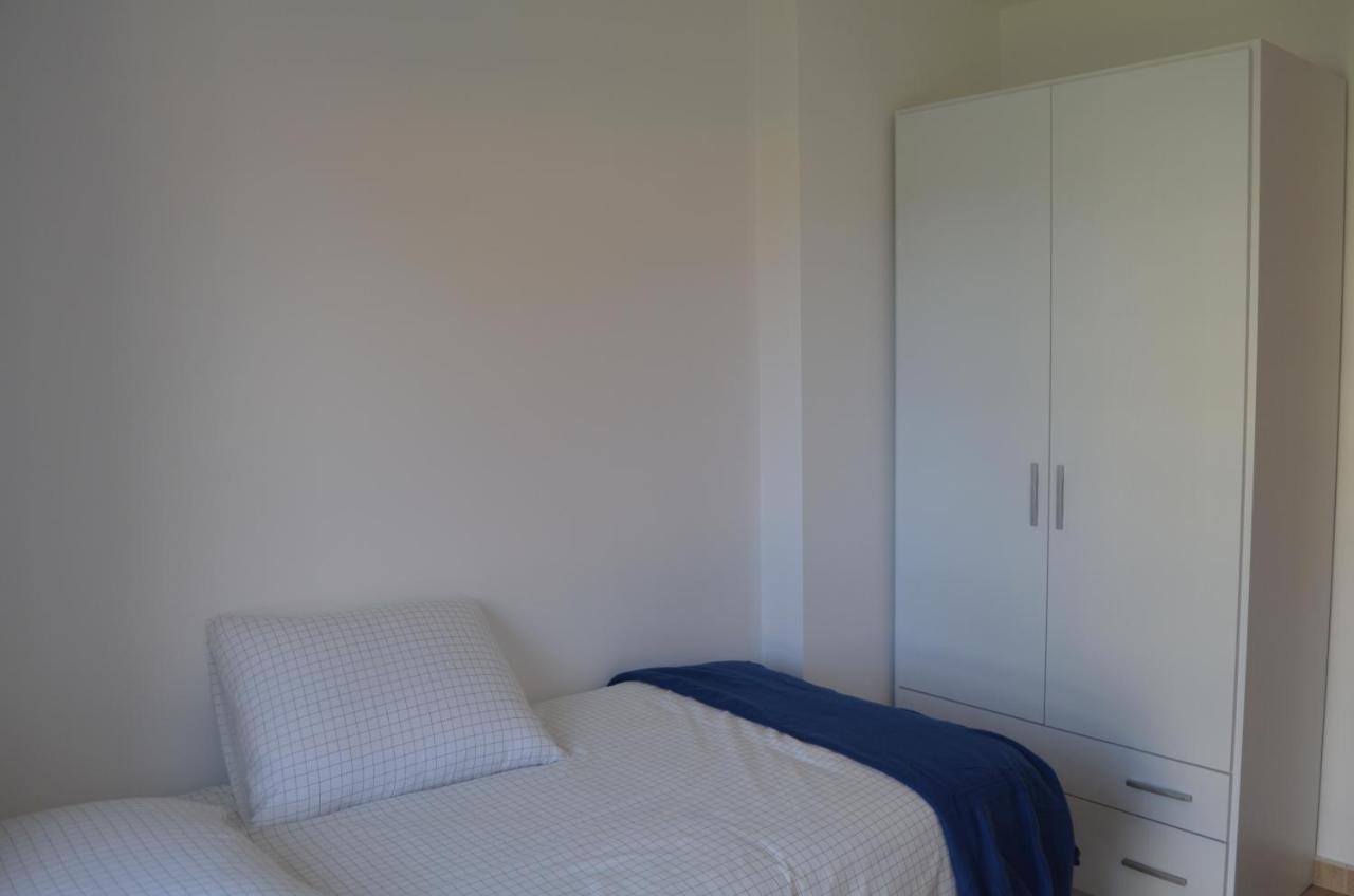 Precioso Apartamento Con Garaje En Ares. المظهر الخارجي الصورة
