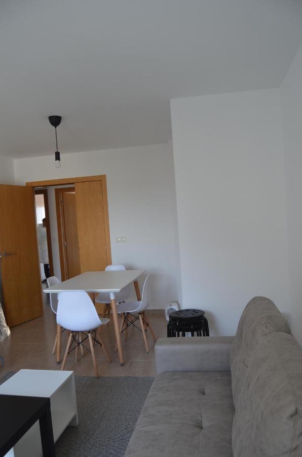 Precioso Apartamento Con Garaje En Ares. المظهر الخارجي الصورة